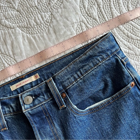 Levi's Premium - Wedgie Straight Fit - Jive Stonewash Medium Wash - Picture 12 of 13